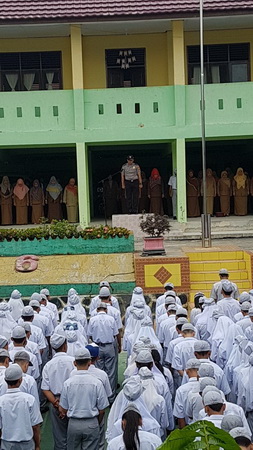 Ratusan Siswa SMUN 6 Dengarkan Penyuluhan Bahaya Narkoba